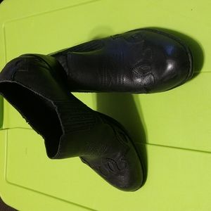 Born black leather booties. NW/OT